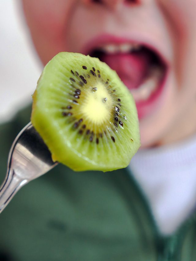 Boosts Digestion by Kiwi